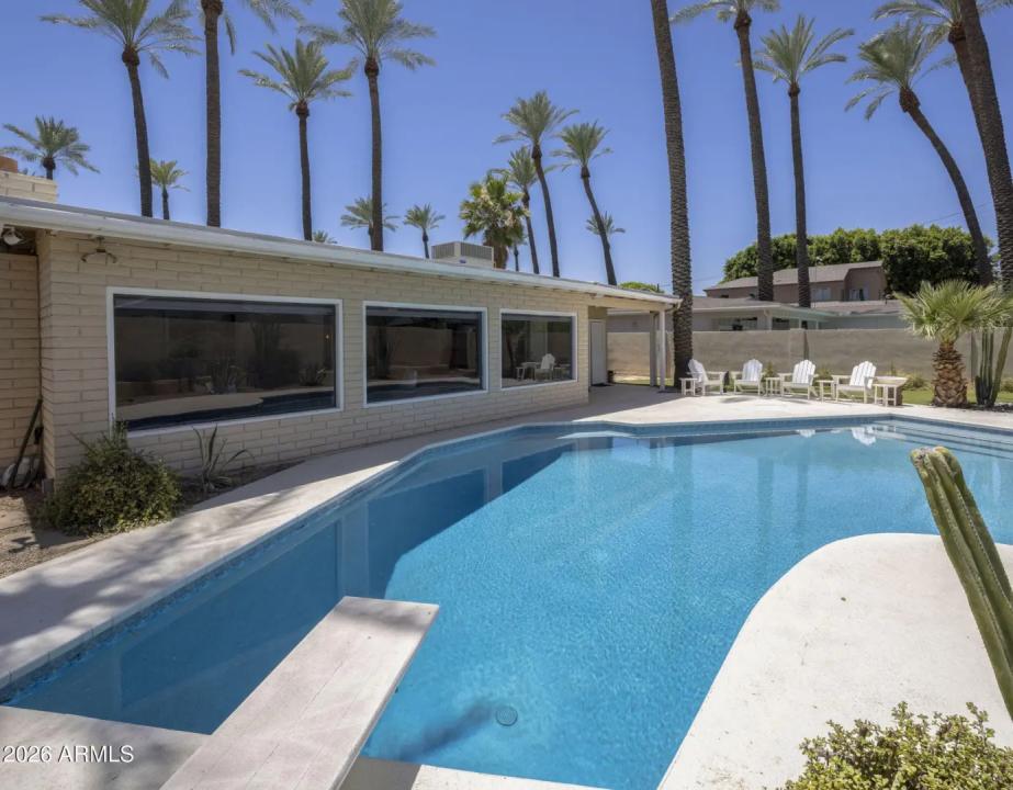 4312 E SELLS Drive Phoenix AZ 85018