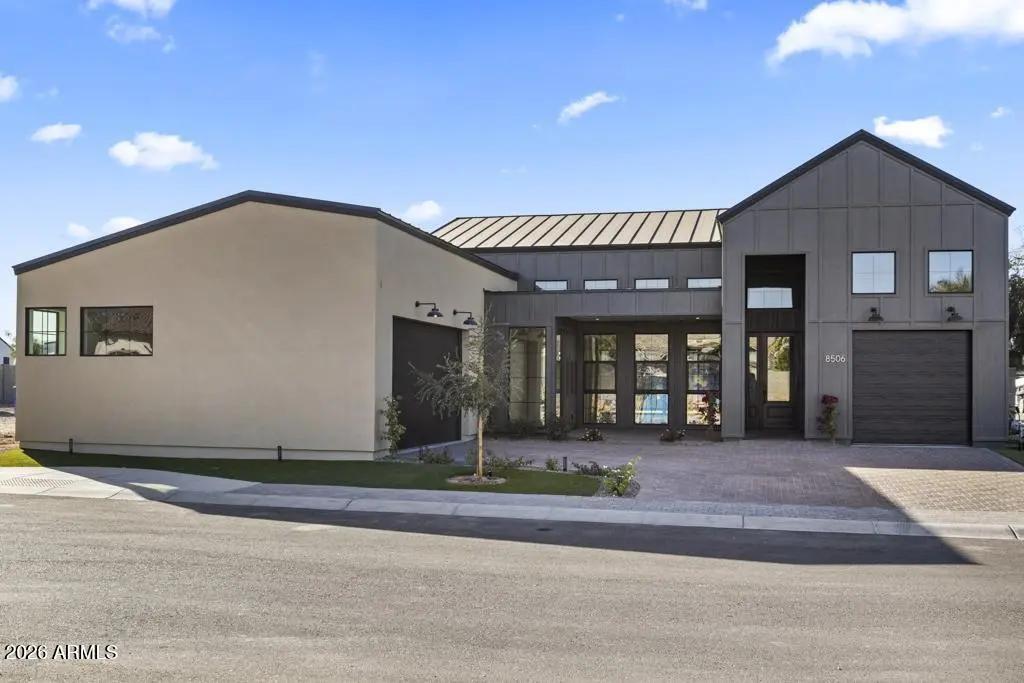 8425 S 10TH Lane 1 Phoenix AZ 85041
