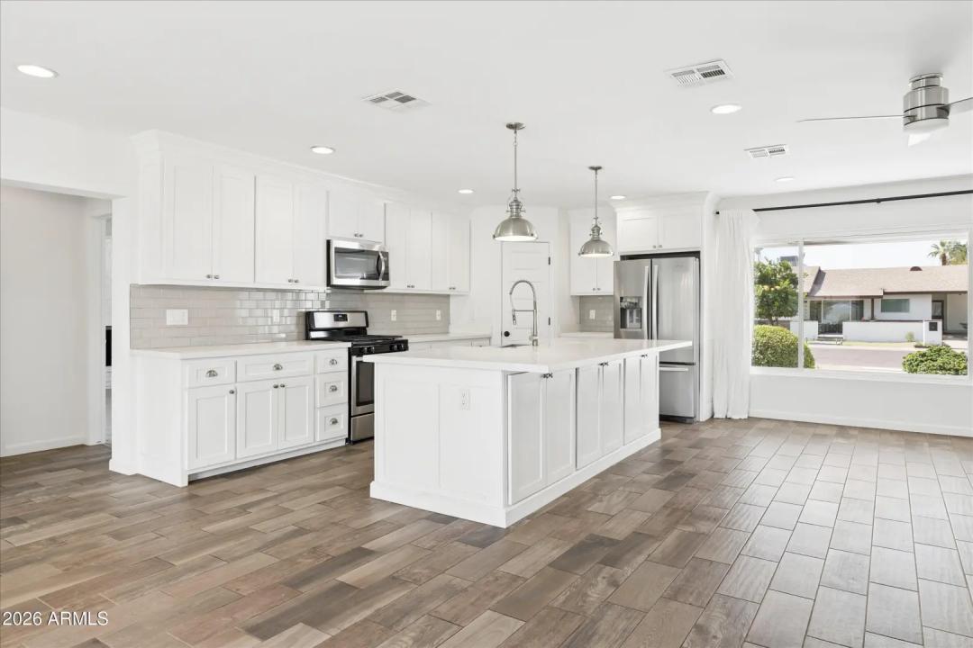 4622 E VIRGINIA Avenue Phoenix AZ 85008