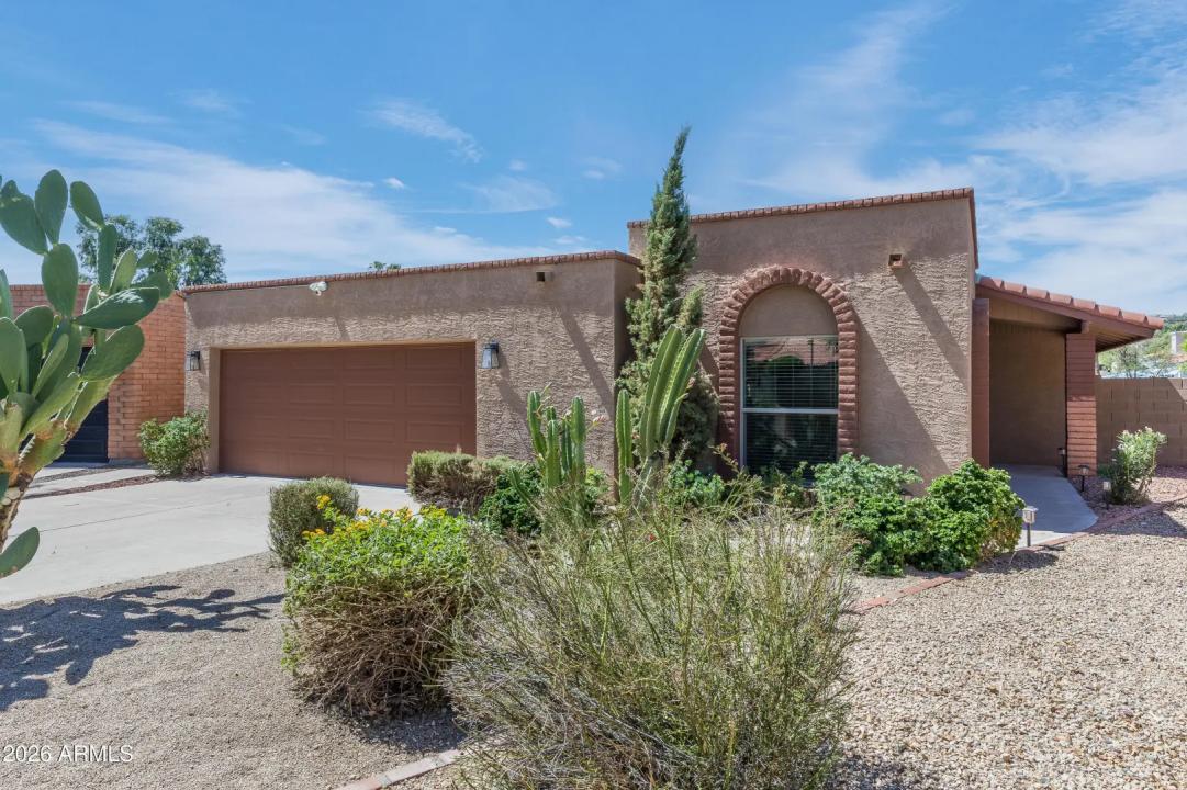 15008 N 6TH Circle Phoenix AZ 85023