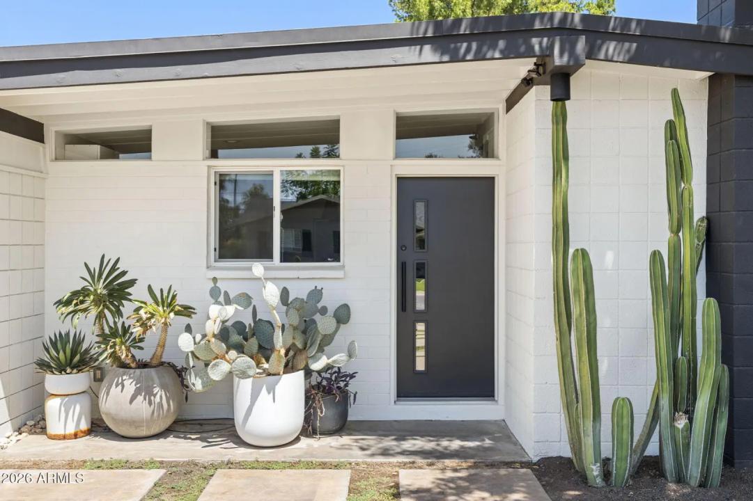 3402 E SELLS Drive Phoenix AZ 85018